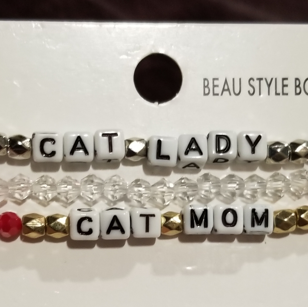 Set of 3 ladies bracelets